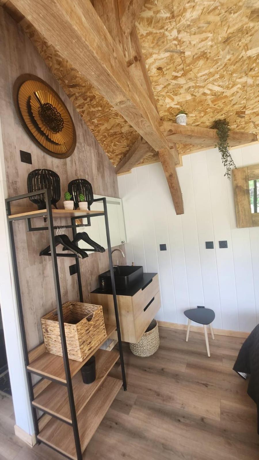 Lodge Du Chateau De Feschaux Villeneuve-sous-Pymont Eksteriør billede