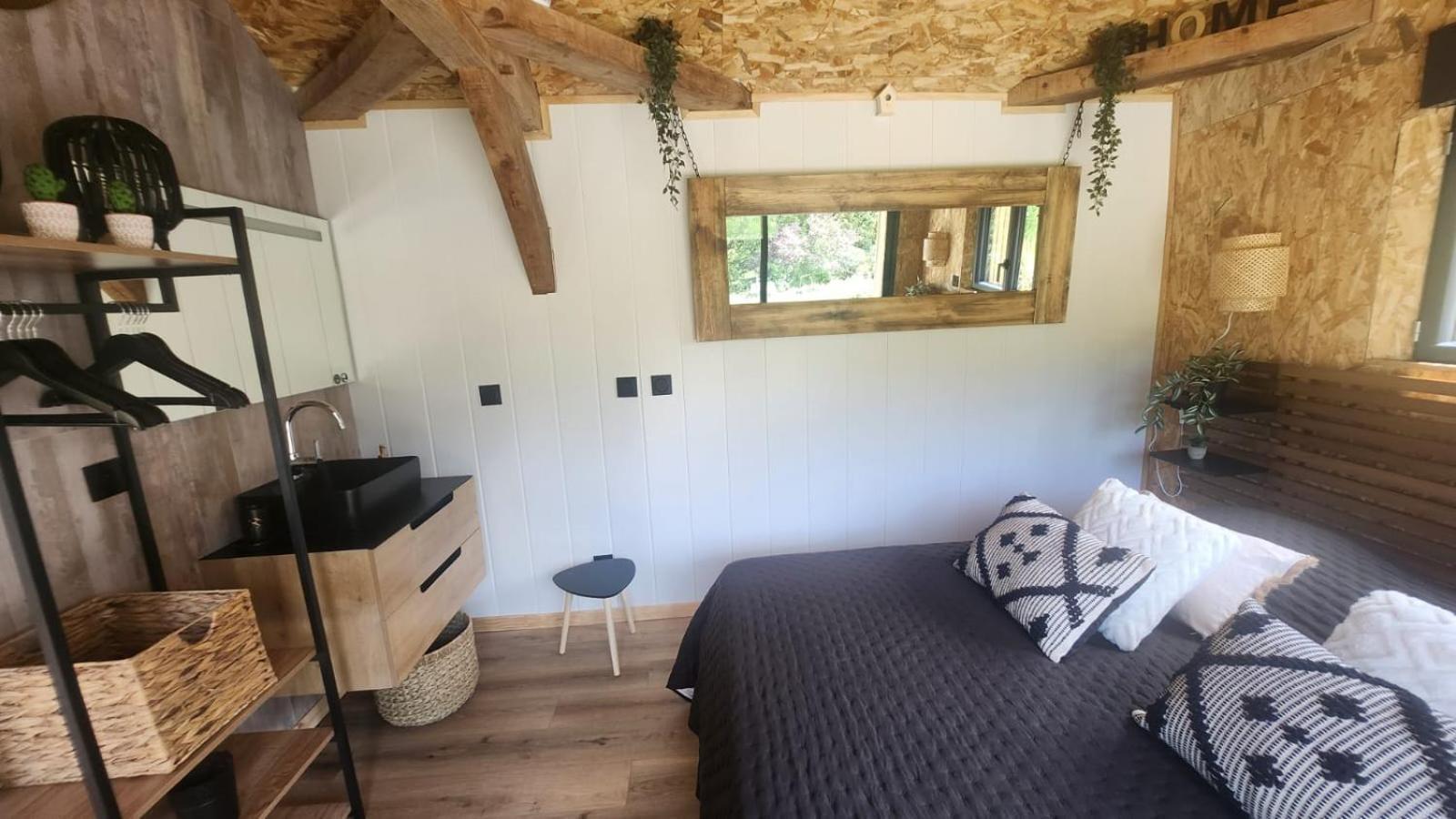 Lodge Du Chateau De Feschaux Villeneuve-sous-Pymont Eksteriør billede